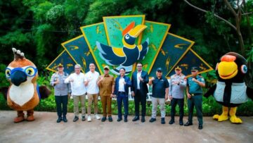 Pilar Saga Ichsan Bersama Menhut Raja Juli Antoni Resmikan Aviary Park Indonesia sebagai Pusat Konservasi Satwa di Tangsel